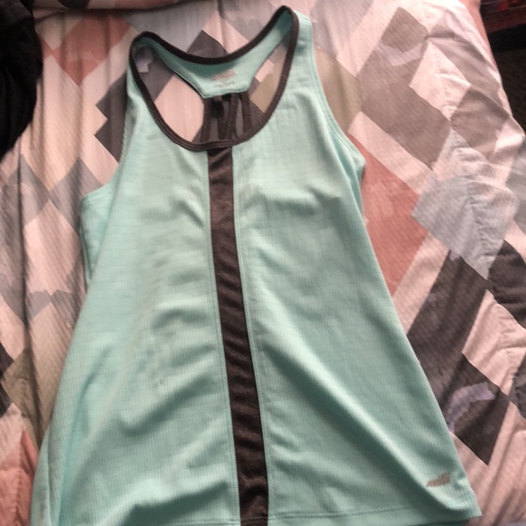Tank tops - Picture 3 of 12